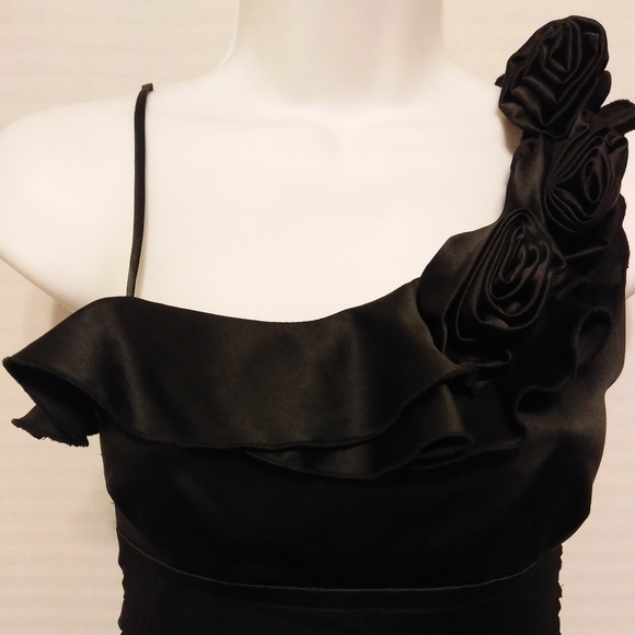 3/$15 CLOSET CLOSING BLACK RUFFLE BUST PARTY DRESS - Picture 3 of 8